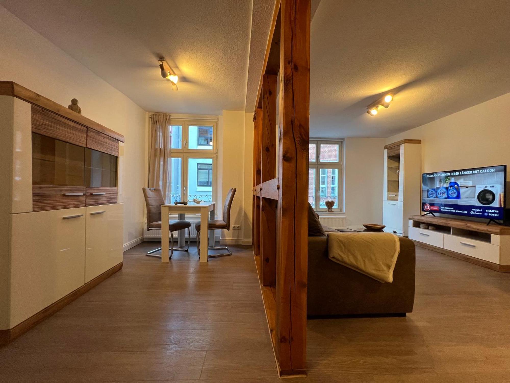 Ferienwohnung Hansezauber In Staedtische Bestlage シュトラールズント エクステリア 写真